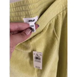 NWT AERIE Women Junior Velour Like Ribbed Lime Green Pants‎ Bottoms Size Medium thumbnail 3