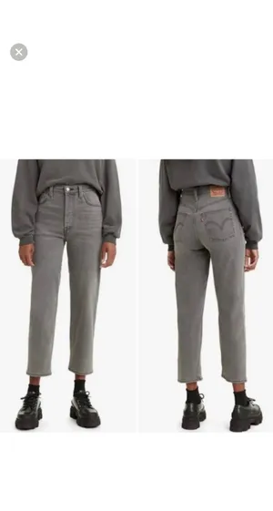Levi's Ribcage Straight Ankle Jeans thumbnail 2