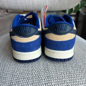 Nike Dunks Low Dunk Sneakers in Deep Royal Blue / Sesame / Midnight Navy thumbnail 5