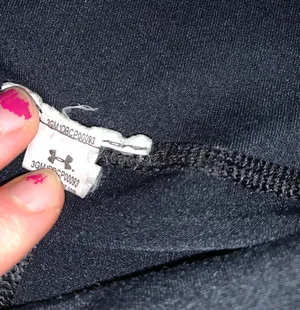 Under Armour Black Leggings Cropped thumbnail 2