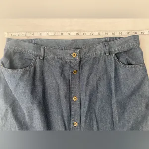 Allison Daley Plus Size Soft Light‎ Blue Denim Buttoned Skirt Size 18W thumbnail 8