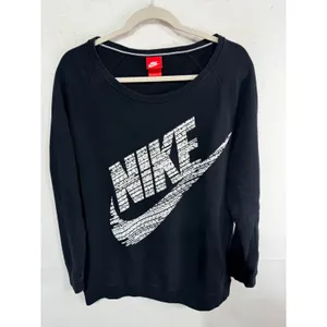 Nike Sweatshirt Logo Graphic Swoosh Pullover Women's Medium Black 683735-010 thumbnail 2