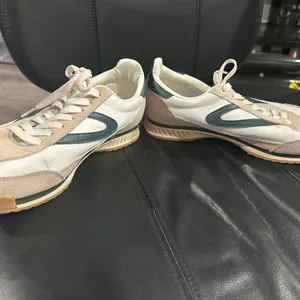 Tretorn Women's Sneakers in White, Tan, and Green thumbnail 7