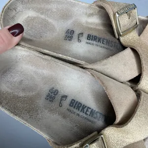Birkenstock Arizona 9 Metallic Gold Leather Double Strap‎ Buckle Sandals Size 40 thumbnail 2