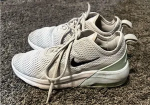 Nike Shoes thumbnail 1