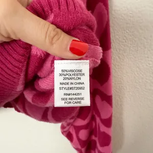 [Sincerely Jules] Pink Geometric Heart Print V-Neck Oversized Sweater Sz Medium thumbnail 10
