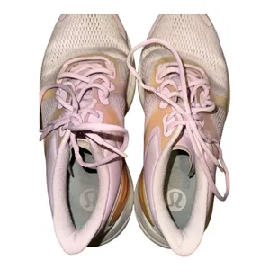 Luluemon Blissfeel‎ Womens Pink Running Shoes, Size 8 thumbnail 6
