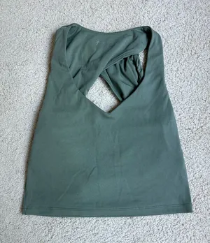 Aerie offline top thumbnail 1