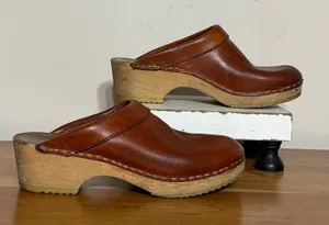 Vollsjo Swedish Clogs Womens 39 Brown Leather Wooden Platform Mules Sweden thumbnail 1