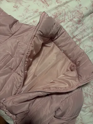 cropped pink puffer jacket amazon thumbnail 6
