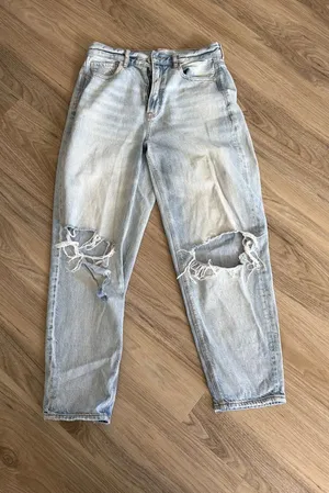 American Eagle Jeans thumbnail 1
