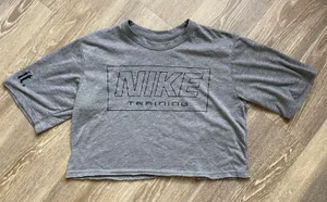 Nike Crop Top T-shirt 🖤 thumbnail 1