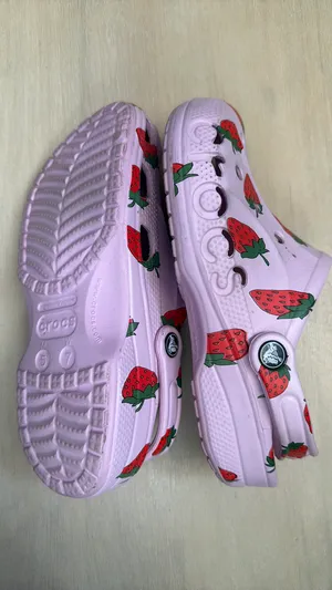 Baya Seasonal Strawberry Printed Crocs in Ballet Pink thumbnail 2