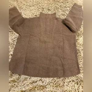 Amazon Essentials Brown Half thumbnail 5