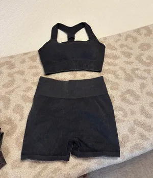 Amazon Workout Set thumbnail 1