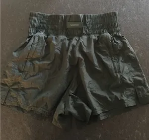 Lululemon lightweight super high-rise training shorts 4” thumbnail 1
