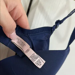 Victoria's Secret Navy Blue Bra thumbnail 4
