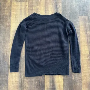 COS 100% Wool Black Textured Knit Sweater Pullover Women’s Small thumbnail 2