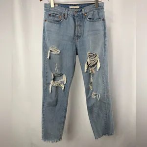 Levi's Wedgie Distressed‎ Raw Hem Jeans in Blue Size 27 thumbnail 2