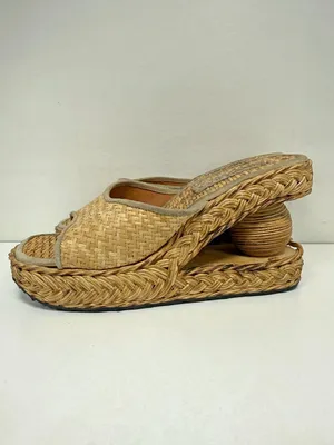 *RARE* Vintage Ananias Rattan Sandals thumbnail 7