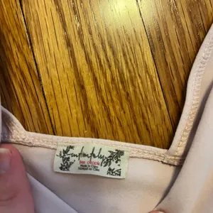 V-Neck Sleeveless Top in Light Beige thumbnail 3
