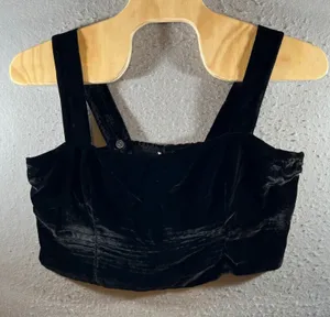 1323 | NWT Reformation Ansley Velvet Silk Crop Top‎ Elegant Goth Black Womens 18 thumbnail 1