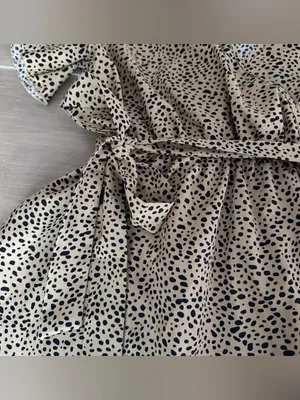 SHEIN Size M Tan Black Spotted Wrap Dress Ruffle Flutter Sleeve Belted Leopard thumbnail 4