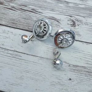 Vintage Clip On Earrings - Domed Circle Faceted Silver Tone - Condition Issues thumbnail 9