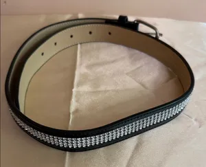 Black Women's Rhinestone Buckle Belt thumbnail 1