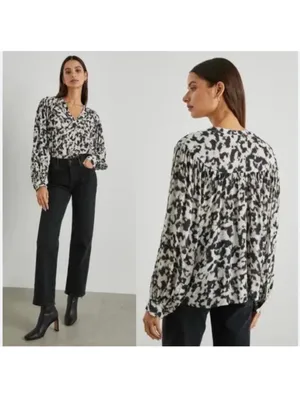 Rails Fable Long‎ Sleeve Animal Print Top Blurred Cheetah Size Large thumbnail 2