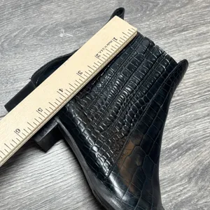 Trotters Black Croc Embossed Booties Square Toe Side‎ Zip Block Heel Size 5M thumbnail 11