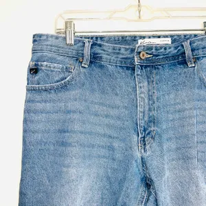 KanCan 100% Cotton Nonstretch Light Wash Ripped Straight Leg Jeans thumbnail 3