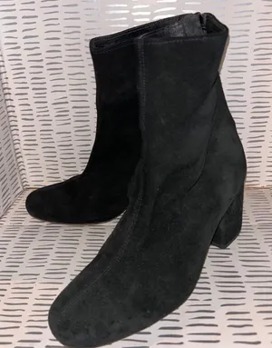 Free People Cecile Black Suede Leather Block Heel Ankle Boots Booties Sz 39 8.5 thumbnail 1