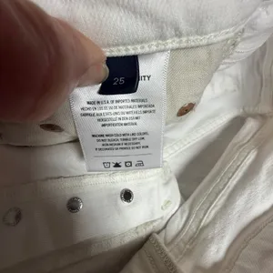 Citizens of Humanity Premium Vintage White High Rise Crop Raw Hem Jeans Size 25 thumbnail 7