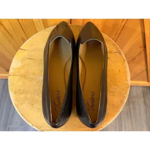 Trotters Harlowe Women's Slip-on Shoes Flats Pointed Toe Black Leather Size 9.5M thumbnail 5