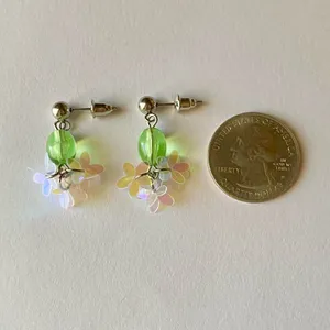 Handmade beautiful german beads & flower dangle earrings💚 thumbnail 6