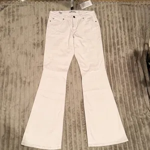 Dear‎ John Rosie Mid Rise Flared Jeans 27 White Distressed Flare Stretch NWT thumbnail 2