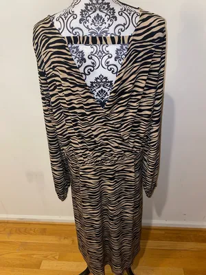 LOFT Animal Print Long Sleeve Maxi Dress Size 14 Stretch Like New thumbnail 8