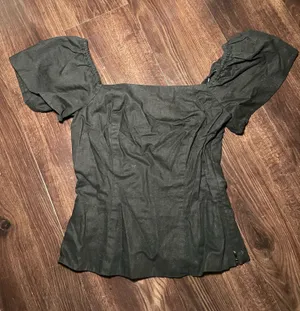 Gianni Bini blouse with puff sleeves size 0 thumbnail 1