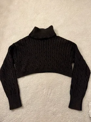 Emory Park Cable Knit Cropped Turtle Neck Sweater thumbnail 4