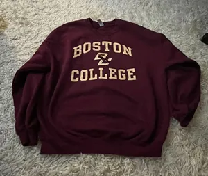 Gildan Boston College Red Crew Neck thumbnail 1