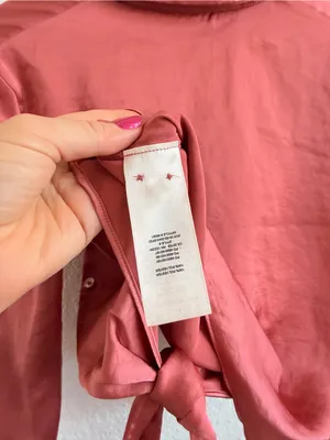 Aritzia Wilfred Pink Coral Satin Tie-Front Button‎ Down Blouse Top XS thumbnail 7