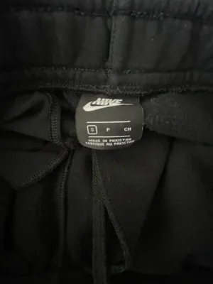 Nike joggers thumbnail 3