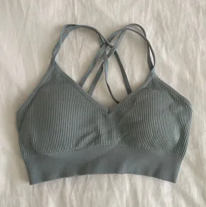 Aerie yoga top thumbnail 1