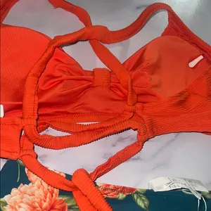 Cupshe Orange and Floral Two-Piece Swimsuit Med thumbnail 8