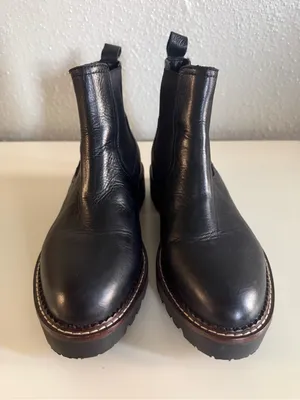 Caslon Miller Water Resistant Leather Black Chelsea Boot Size 6.5M Chunky Soles thumbnail 3