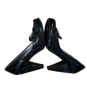 Coach Women's Black Patent Leather Stiletto Pumps Size 6.5 B thumbnail 4