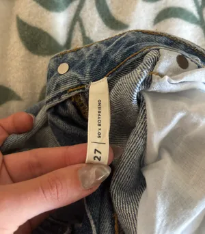 PacSun 90s Boyfriend Jeans Ripped thumbnail 2