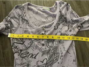 VTG DELIA*S Graphic Purple Waffle Knit Long Sleeve Henley M thumbnail 5