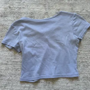 J.Galt Baby Blue Cropped Tee (One Size) thumbnail 6